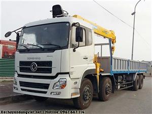 Xe tải 4 chân Dongfeng gắn cẩu 7 tấn SOOSAN model SCS746L